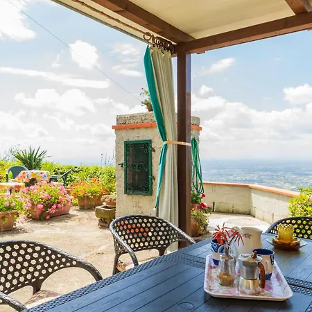 La Casa Di Elda, With Pool, Uzzano, Toscana 度假居