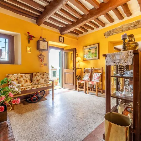 La Casa Di Elda, With Pool, Uzzano, Toscana *